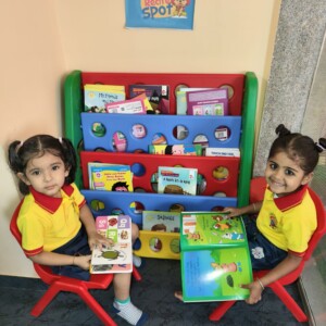 format: 0; filter: 0; fileterIntensity: 0.0; filterMask: 0; captureOrientation: 90;
runfunc: 0; algolist: 0;
multi-frame: 1;
brp_mask:0;
brp_del_th:0.0000,0.0000;
brp_del_sen:0.0000,0.0000;
motionR: 0;
delta:1;
bokeh:1;
module: photo;hw-remosaic: false;touch: (-1.0, -1.0);sceneMode: 12582912;cct_value: 0;AI_Scene: (0, 0);aec_lux: 302.0;aec_lux_index: 0;albedo: ;confidence: ;motionLevel: 1;weatherinfo: weather?Hazy sunshine, icon:14, weatherInfo:108;temperature: 43;